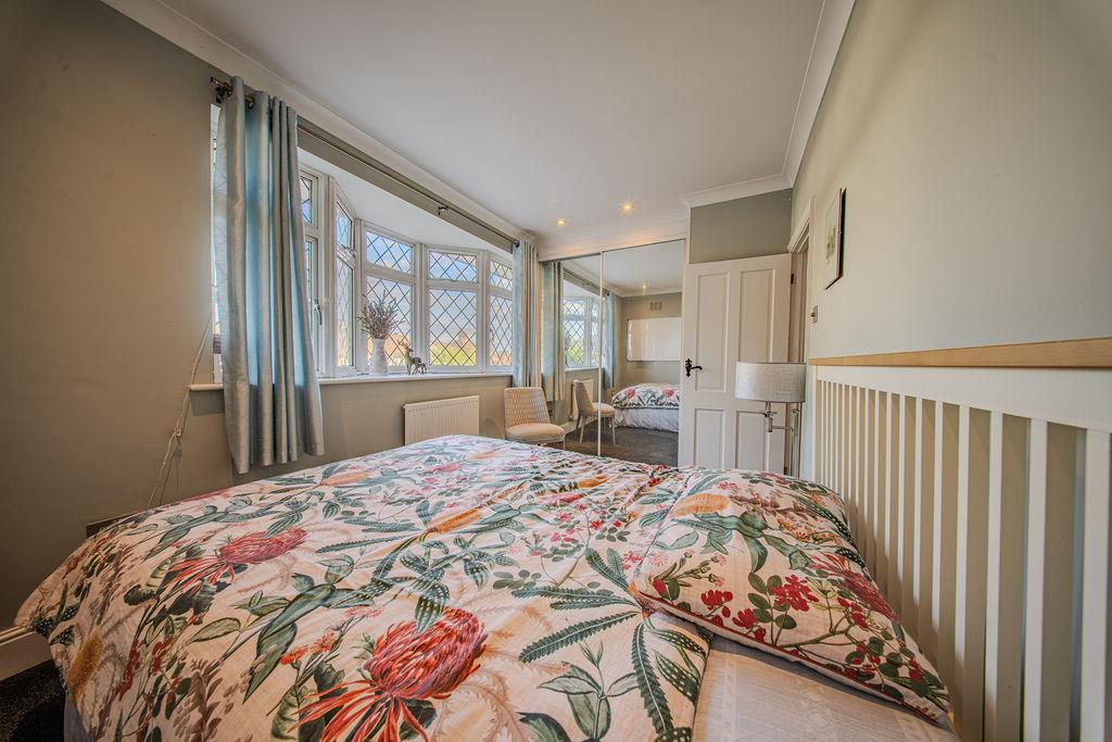 3rd Double Bedroom - Fitted Sliding Mirrored Wardr